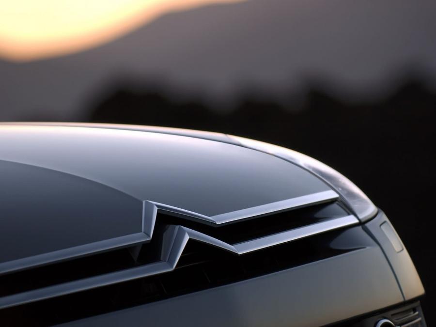  Citroen C6 2006 года  (фото 39 из 227)
